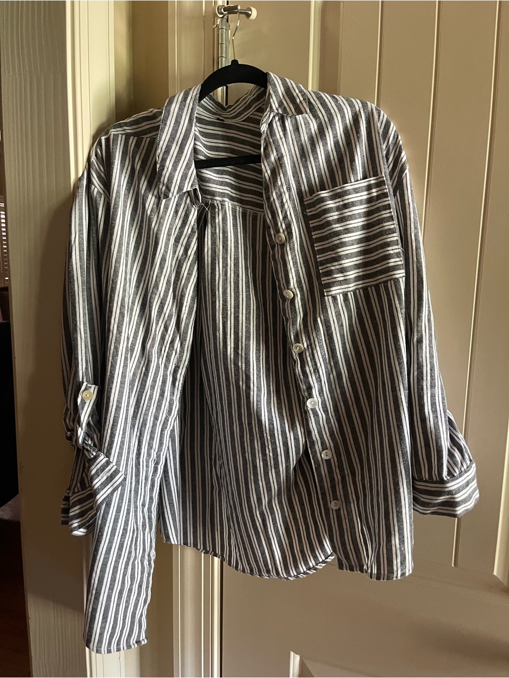 WoMen's oversized Black and White Striped Button-Up Shirt